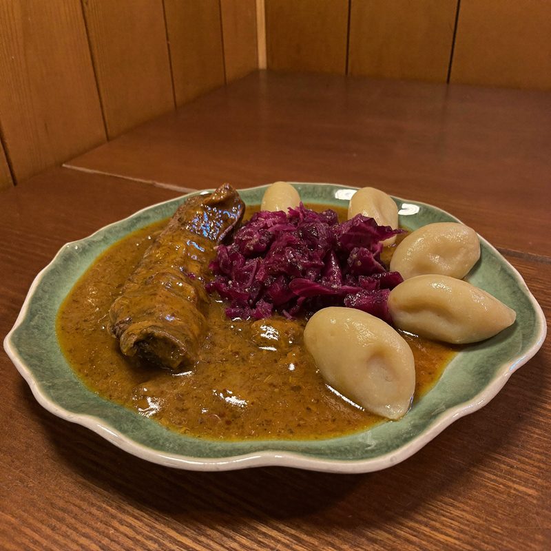 Sauerbraten mit Klößen